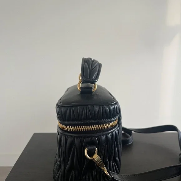 Miu Miu Matelassé Vanity Bag - Picture 2 of 9